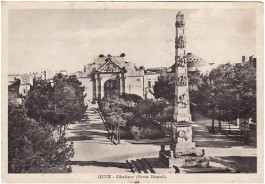 Lecce: l’obelisco di Porta Napoli, ieri oggi e … domani